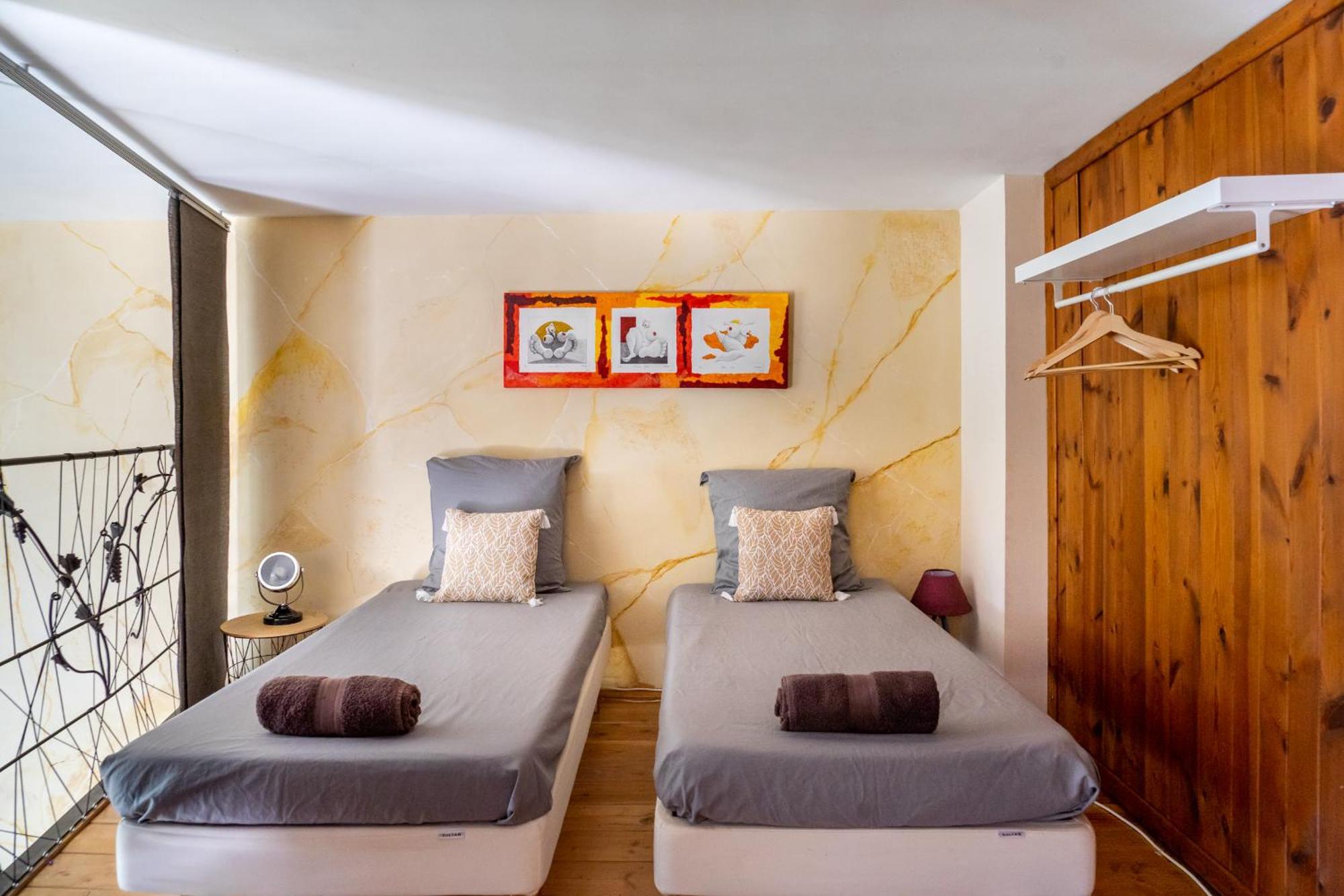 Ultimate Relaxation For Family Or Group At Renowned Couvent Des Ursulines, A Tranquil Escape In Historic Pezenas Villa Szoba fotó