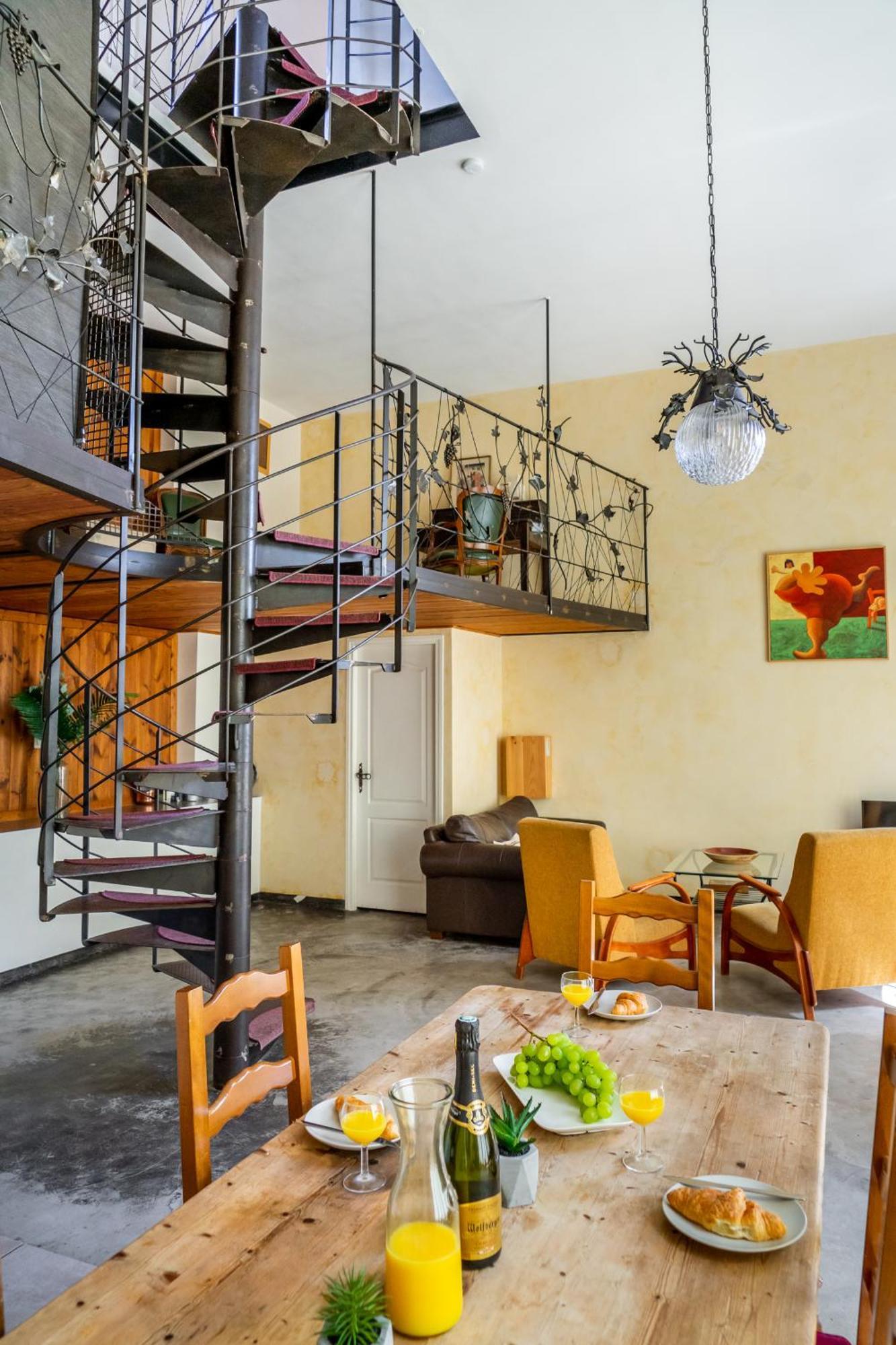 Ultimate Relaxation For Family Or Group At Renowned Couvent Des Ursulines, A Tranquil Escape In Historic Pezenas Villa Szoba fotó
