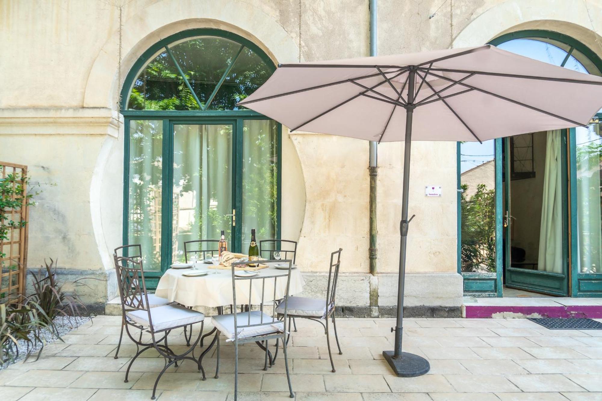 Ultimate Relaxation For Family Or Group At Renowned Couvent Des Ursulines, A Tranquil Escape In Historic Pezenas Villa Szoba fotó